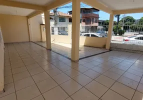 Foto 1 de Casa com 3 Quartos à venda, 250m² em Helio Ferraz, Serra