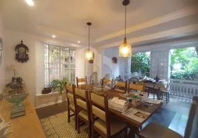 Foto 1 de Casa com 4 Quartos à venda, 260m² em Jardim Botânico, Rio de Janeiro