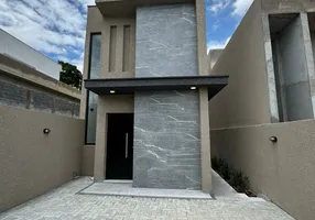 Foto 1 de Casa com 3 Quartos à venda, 124m² em Villas do Jaguari, Santana de Parnaíba