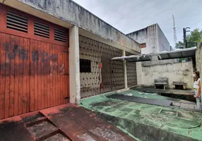 Foto 1 de Ponto Comercial com 3 Quartos à venda, 418m² em Joaquim Tavora, Fortaleza