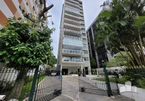 Foto 1 de Apartamento com 3 Quartos para venda ou aluguel, 208m² em Centro, Petrópolis