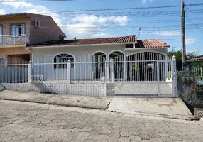 Foto 1 de Casa com 4 Quartos à venda, 204m² em Roçado, São José