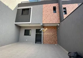Foto 1 de Sobrado com 2 Quartos à venda, 80m² em Vila Humaita, Santo André
