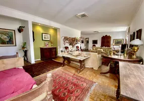 Foto 1 de Apartamento com 3 Quartos à venda, 240m² em Gonzaga, Santos