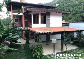 Foto 1 de Casa com 4 Quartos à venda, 250m² em Iúcas, Teresópolis