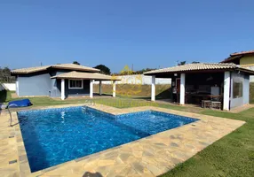 Foto 1 de Fazenda/Sítio com 3 Quartos à venda, 1000m² em Dona Catarina, Mairinque