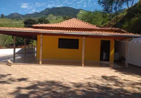 Foto 1 de Fazenda/Sítio com 3 Quartos à venda, 2000m² em Zona Rural, Delfim Moreira