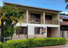 Foto 1 de Casa com 3 Quartos à venda, 114m² em Centro, Viamão