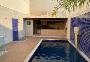 Foto 1 de Casa com 4 Quartos à venda, 278m² em Jardim Guanabara, Rio de Janeiro
