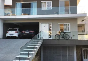 Foto 1 de Casa de Condomínio com 3 Quartos à venda, 405m² em Arujá 5, Arujá