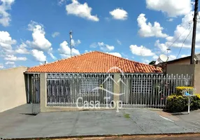 Foto 1 de Casa com 3 Quartos à venda, 150m² em Neves, Ponta Grossa