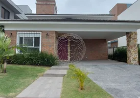 Foto 1 de Casa de Condomínio com 3 Quartos à venda, 243m² em Morro das Pedras, Florianópolis