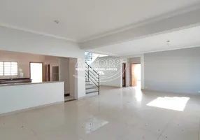 Foto 1 de Casa com 4 Quartos à venda, 220m² em Nova Piracicaba, Piracicaba