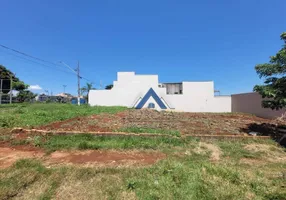 Foto 1 de Lote/Terreno à venda, 415m² em Antares, Londrina