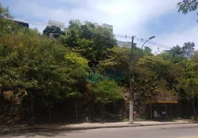 Foto 1 de Lote/Terreno à venda, 1350m² em Piratininga, Niterói