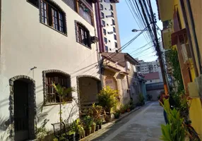 Foto 1 de Casa com 5 Quartos à venda, 268m² em Icaraí, Niterói