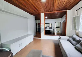 Foto 1 de Casa com 4 Quartos à venda, 192m² em Redenção, Manaus