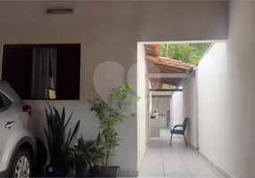 Foto 1 de Casa com 2 Quartos à venda, 94m² em Cezar de Souza, Mogi das Cruzes