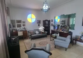 Foto 1 de Apartamento com 3 Quartos à venda, 158m² em São Francisco, Niterói