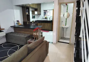 Foto 1 de Casa de Condomínio com 2 Quartos à venda, 80m² em Vila Voturua, São Vicente