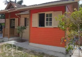 Foto 1 de Casa com 3 Quartos à venda, 120m² em Rio Tavares, Florianópolis