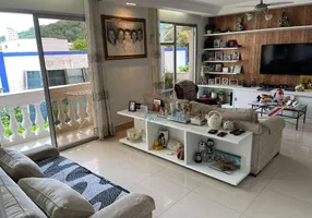 Foto 1 de Apartamento com 3 Quartos à venda, 129m² em Praia das Pitangueiras, Guarujá