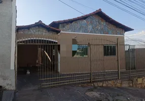 Foto 1 de Casa com 3 Quartos à venda, 140m² em Jardim Goiano, Anápolis