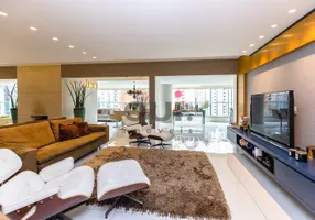Foto 1 de Apartamento com 4 Quartos à venda, 335m² em Vila Uberabinha, São Paulo
