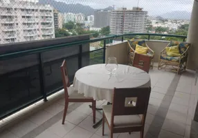 Foto 1 de Apartamento com 4 Quartos à venda, 154m² em Recreio Dos Bandeirantes, Rio de Janeiro
