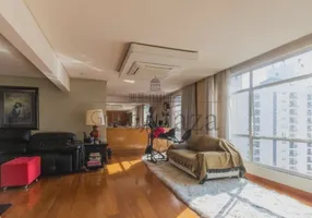 Foto 1 de Apartamento com 2 Quartos à venda, 200m² em Jardim Paulista, São Paulo