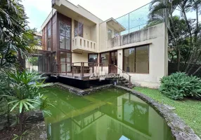 Foto 1 de Casa com 3 Quartos para venda ou aluguel, 256m² em Vila Santo Antônio, Cotia