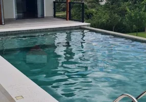 Foto 1 de Casa de Condomínio com 3 Quartos à venda, 236m² em Village da Serra, Aracoiaba da Serra