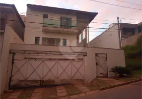 Foto 1 de Casa de Condomínio com 3 Quartos à venda, 250m² em Jardim Peri, São Paulo