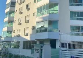 Foto 1 de Apartamento com 4 Quartos à venda, 117m² em Coqueiros, Florianópolis
