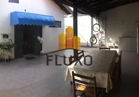 Foto 1 de Casa com 2 Quartos à venda, 203m² em Centro, Bauru