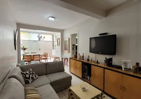 Foto 1 de Casa com 3 Quartos à venda, 176m² em Buritis, Belo Horizonte