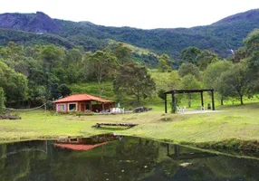 Foto 1 de Fazenda/Sítio à venda, 30000m² em Zona Rural, Aiuruoca