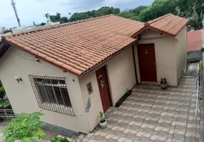Foto 1 de Casa com 4 Quartos à venda, 117m² em Agronômica, Florianópolis