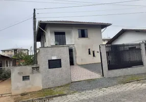 Foto 1 de Casa com 2 Quartos à venda, 160m² em Coloninha, Gaspar
