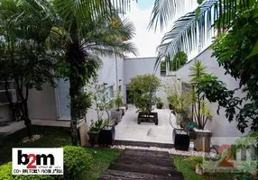Foto 1 de Casa com 5 Quartos à venda, 450m² em Parque dos Príncipes, São Paulo