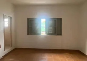 Foto 1 de Casa com 1 Quarto para alugar, 100m² em Vila Endres, Guarulhos
