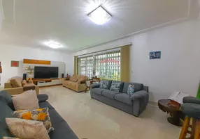 Foto 1 de Sobrado com 3 Quartos à venda, 209m² em Barro Branco, São Paulo