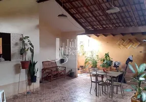 Foto 1 de Casa com 3 Quartos à venda, 80m² em Planalto, Montes Claros