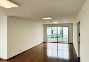 Foto 1 de Apartamento com 3 Quartos à venda, 193m² em Campo Belo, São Paulo