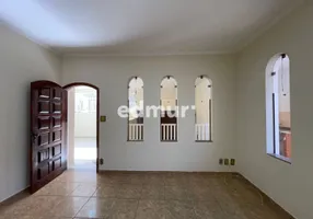 Foto 1 de Sobrado com 3 Quartos para venda ou aluguel, 230m² em Vila Eldizia, Santo André