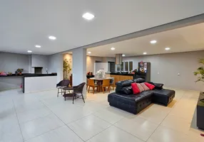 Foto 1 de Casa de Condomínio com 3 Quartos para venda ou aluguel, 280m² em Alphaville, Santana de Parnaíba