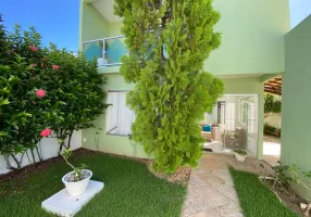 Foto 1 de Casa de Condomínio com 4 Quartos para venda ou aluguel, 250m² em Arembepe, Camaçari