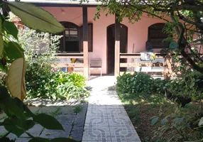 Foto 1 de Casa com 2 Quartos à venda, 100m² em Centro, Maricá