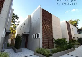 Foto 1 de Casa de Condomínio com 4 Quartos à venda, 372m² em Granja Julieta, São Paulo