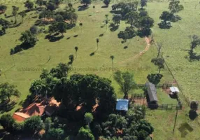 Foto 1 de Fazenda/Sítio com 3 Quartos à venda, 950m² em Centro, Guia Lopes da Laguna